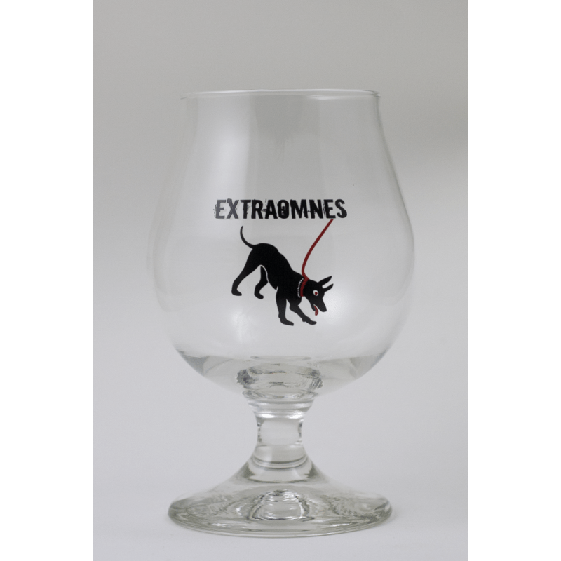 Immagine che contiene contenitore, vetro, interni, piccolo

Descrizione generata automaticamente